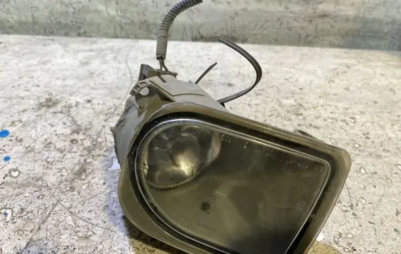 Volvo V50 Front fog light 30698629 82450 0305075001