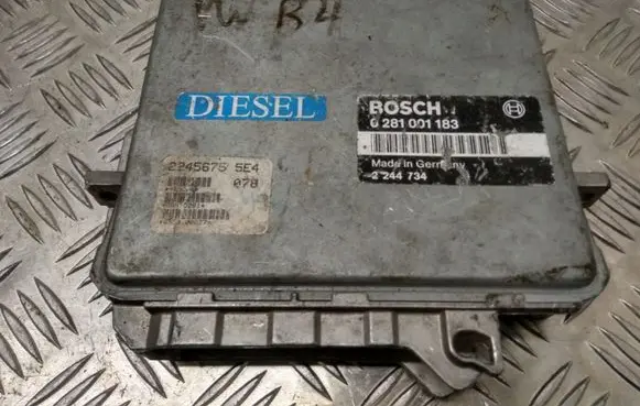 BMW 5 E34 Engine control unit/module 0281001183 2244734 2245675