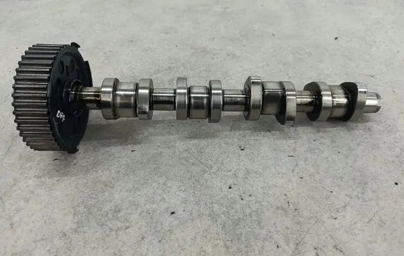 Volkswagen PASSAT B6 Camshaft 