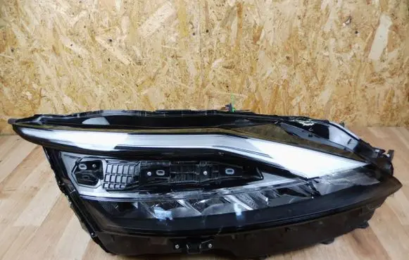 Nissan Qashqai J12 Headlight/headlamp 1008D02G 1008D02F