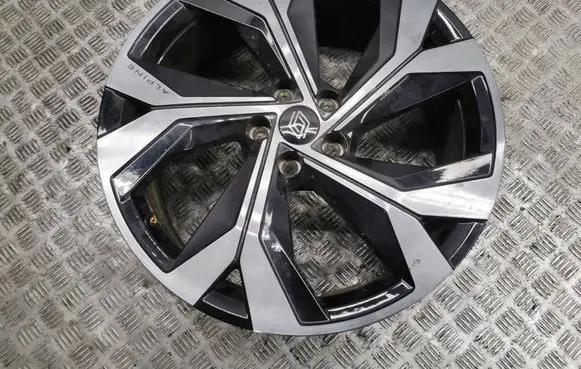 R20 alloy rim