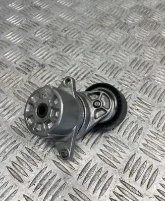 Mercedes-Benz C W204 Generator/alternator belt tensioner 