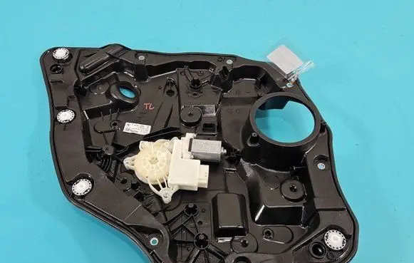 Rear door window regulator with motor