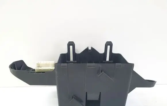 Battery box tray