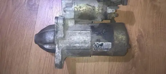 Mazda Demio Starter motor m000t80081