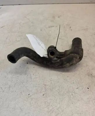 Volkswagen Golf III Engine coolant pipe/hose 037121058B