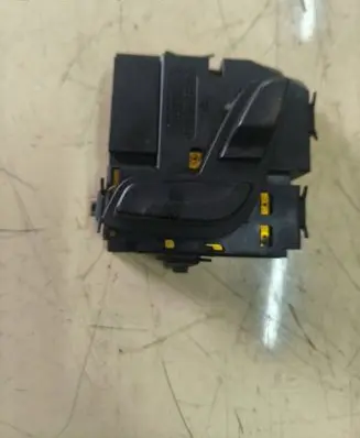 Mercedes-Benz E W211 Seat control switch A2048701858 03467811
