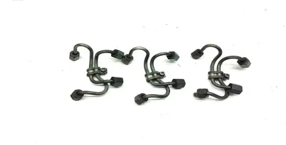 BMW X5 E53 Fuel injector supply line/pipe 