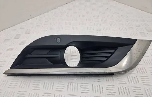 Renault Talisman Front fog light trim/grill 261A22152R 0P2632 40160778