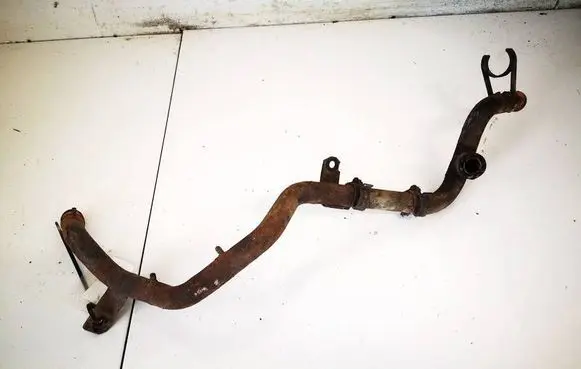 Engine coolant pipe/hose