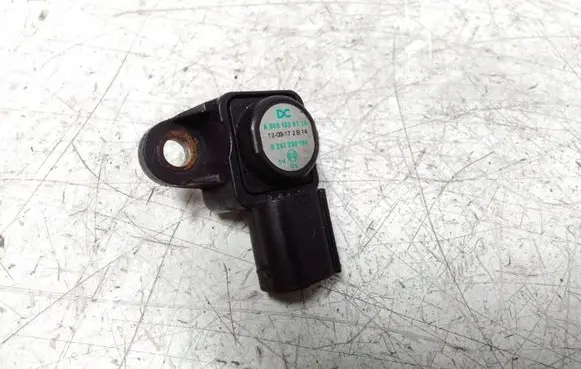 Mercedes-Benz E W212 Air pressure sensor A0061539728 1203172B14