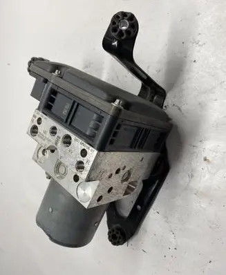 BMW X5 E70 ABS Pump 6798284