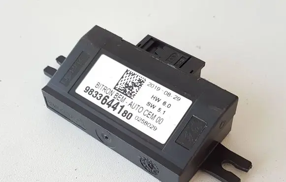 Opel Grandland X Door control unit/module 9833644180 20190829 0258029