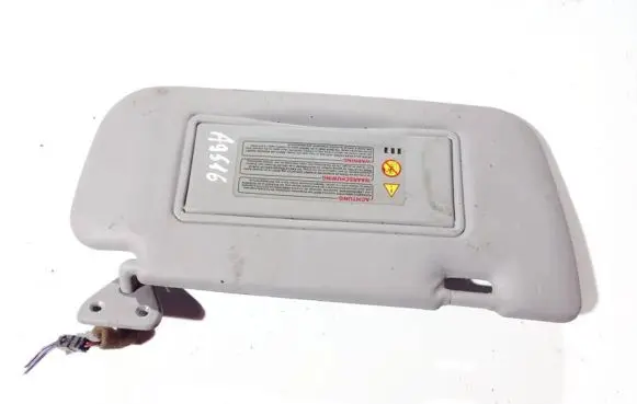 Nissan Primera Sun visor