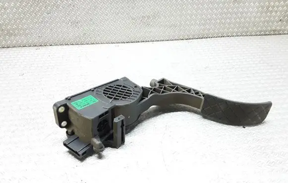 Volkswagen Polo IV 9N3 Accelerator throttle pedal 6Q1721503F 0280755063