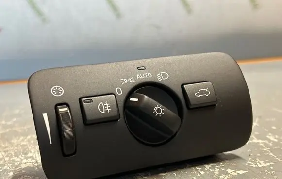 Volvo V40 Light switch 31443831 170710C 10092205