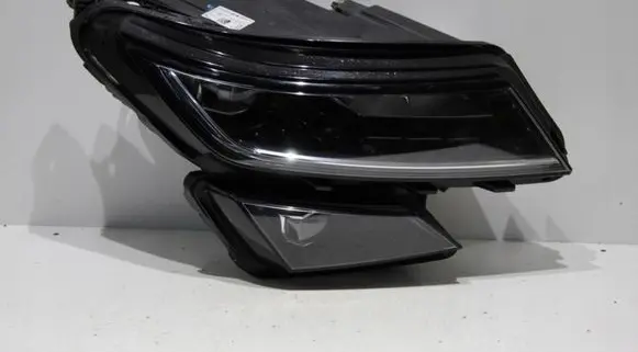 Skoda Kodiaq Headlight/headlamp