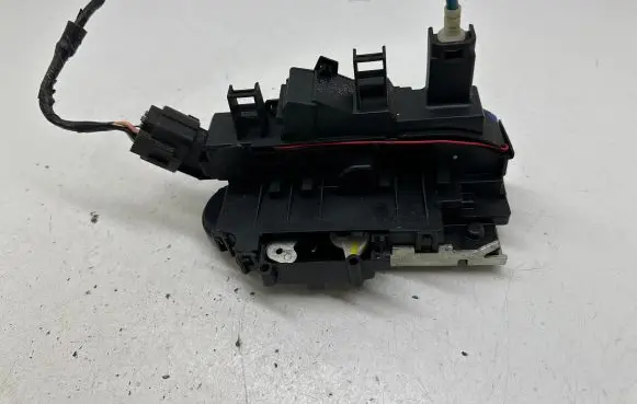 Fiat Croma Front door lock 51708421