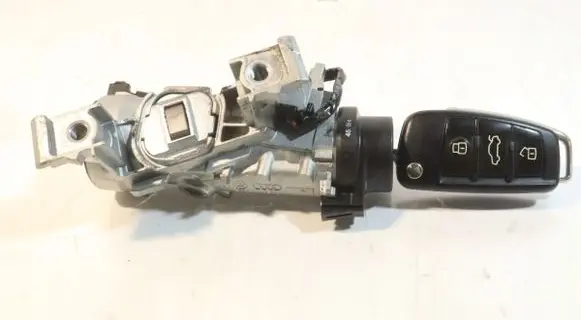 Audi A3 S3 8P Ignition lock 1K0905865