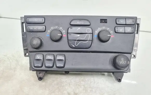 Volvo XC70 Climate control unit 1563333C 30746022
