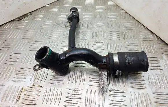 Audi A8 S8 D3 4E Breather/breather pipe/hose 057121481G 079121102B
