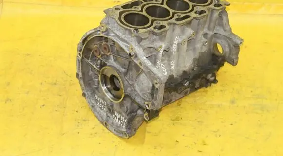 Peugeot 207 Engine block 
