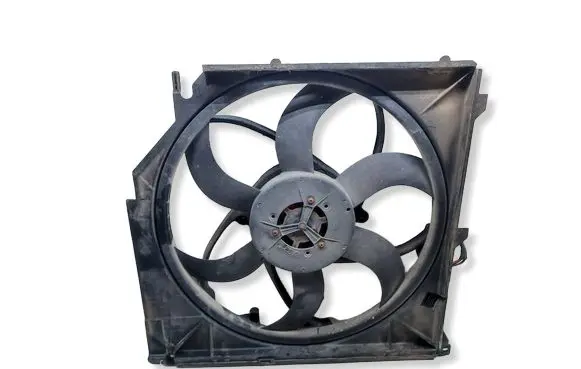 BMW X3 E83 Electric radiator cooling fan 6925702 67326925702 6917001