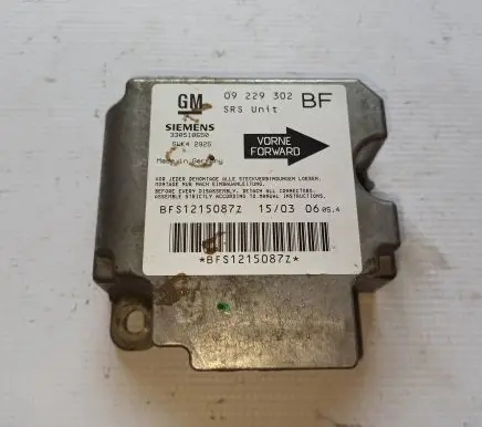 Opel Zafira A Airbag control unit/module 09229302 BFS1215087Z 330518650