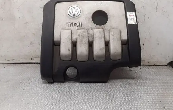 Volkswagen Touran I Engine cover (trim) 03G103925C