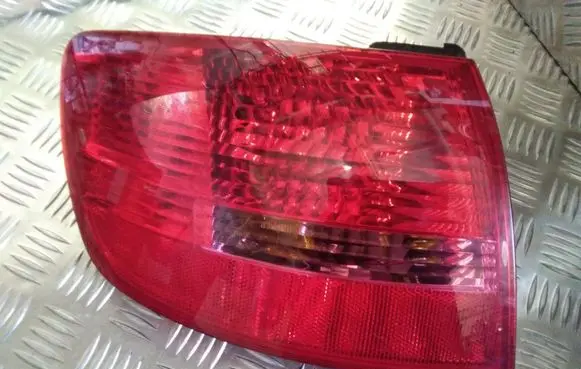 Audi A6 S6 C6 4F Rear/tail lights 4F9945095 89039536 89033741