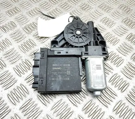 Volvo XC90 Front door window regulator motor 31674756 8888777260