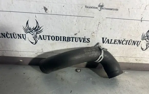 Mercedes-Benz B W246 W242 Engine coolant pipe/hose 197656 740118 DBL625412