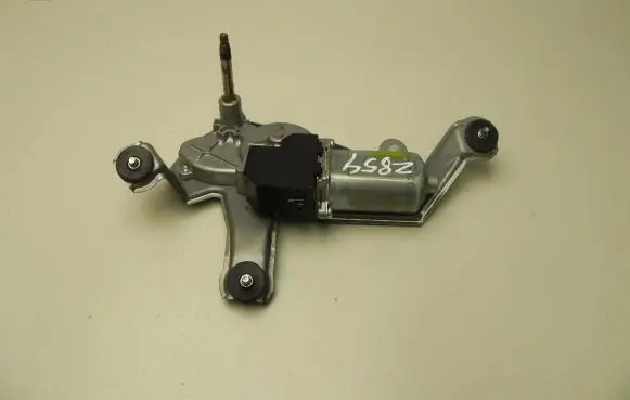 Toyota RAV 4 (XA30) Wiper motor 8513042060 Z854