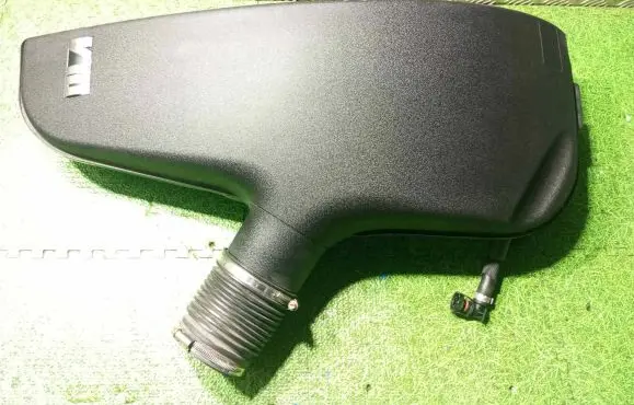 BMW 6 E63 E64 Intake manifold 11617834459 7834459