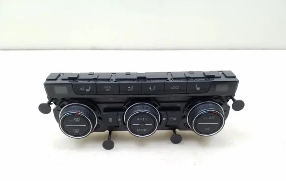 Volkswagen Tiguan Air conditioner control unit module 5NB907044J