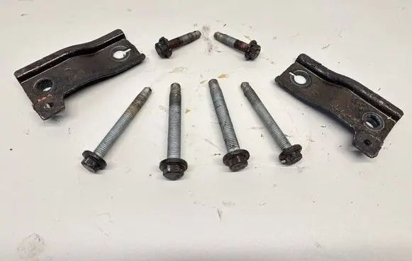 Peugeot 308 Front subframe 
