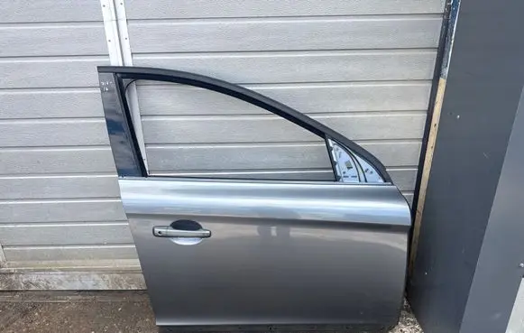 Volvo XC60 Front door