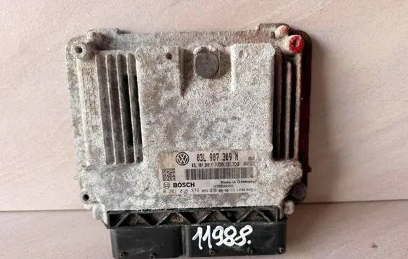 Volkswagen PASSAT B7 Engine control unit/module 03L907309N