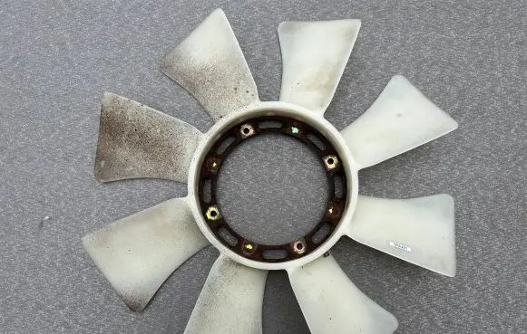 Mitsubishi Pajero Viscous fan MD050475