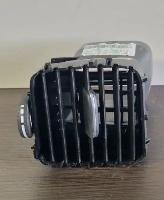 Volvo V60 Dash center air vent grill 74500002 101216 09L0020