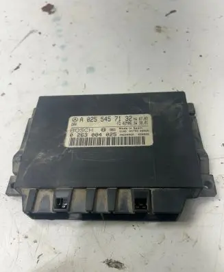 Mercedes-Benz E W211 Parking PDC control unit/module A0255457132 39E00066 0263004025