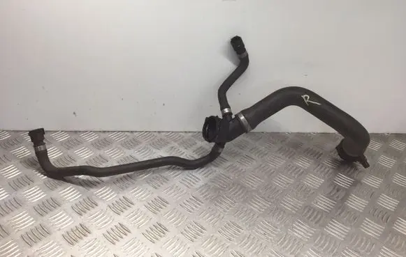 BMW X5 E53 Engine coolant pipe/hose 7500747