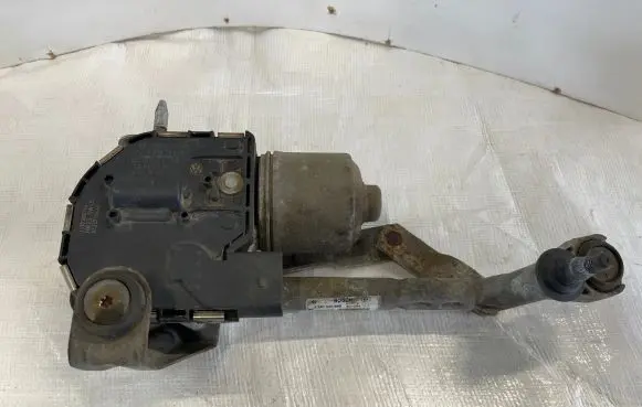 Volkswagen Touran I Wiper motor 1137328174 0423712462 HW23SW15