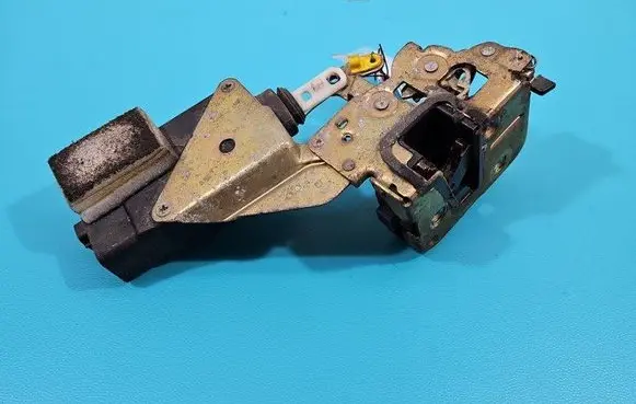 Volvo S40, V40 Rear door lock IMPRK1362360