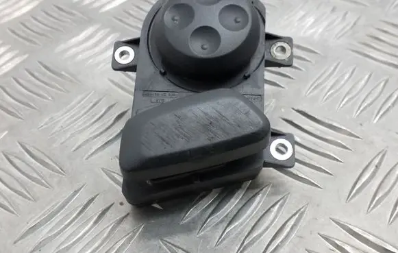 Seat control switch