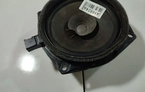 Mitsubishi Endeavor Front door speaker MR318618
