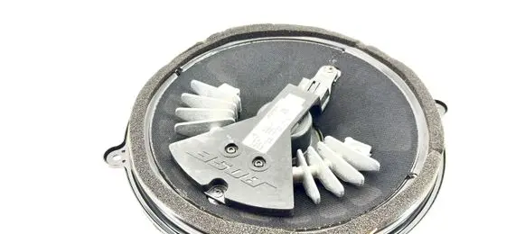 Maserati Quattroporte Subwoofer speaker 197503 280868001 447062