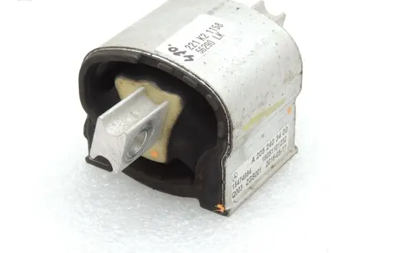 Mercedes-Benz C W205 Gearbox mount A2052403400