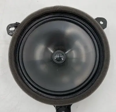 Toyota Sienna XL40 IV Rear door speaker 8616002B40