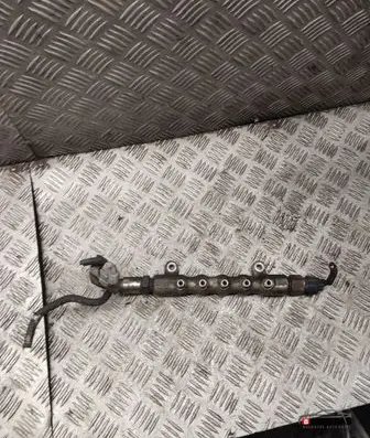 Toyota Corolla Verso AR10 Fuel main line pipe